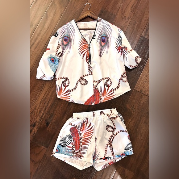 ✨ SHEIN Tropical Print Two-Piece Set – Size Medium - Picture 2 of 4